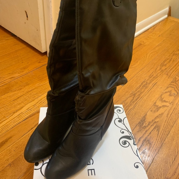Black Wedge Mid High Boots - Picture 3 of 6
